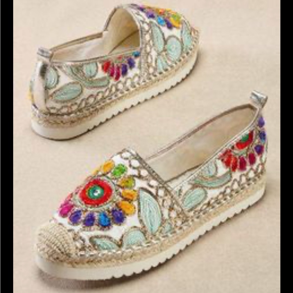 Embroidered White Espadrille Patrizia by Spring Step flats loafer sz 39 8.5 9